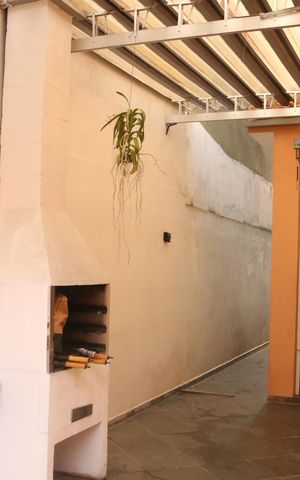 Casa à venda com 280m², 3 quartos e 2 vagasQuintal