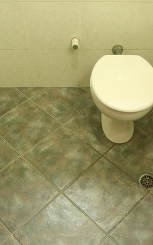 Casa à venda com 280m², 3 quartos e 2 vagasBanheiro 2