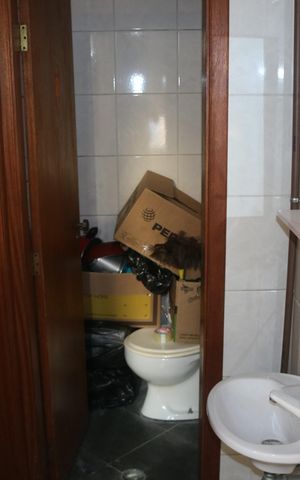 Casa à venda com 280m², 3 quartos e 2 vagasEdícula - Banheiro