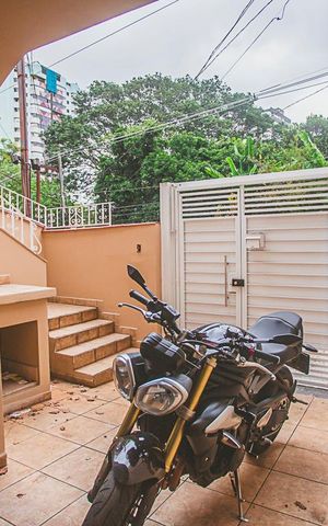Casa à venda com 187m², 3 quartos e 3 vagas Casa à venda com 187m², 3 quartos e 3 vagasArea comum