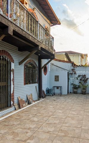 Casa à venda com 520m², 3 quartos e 5 vagasGaragem