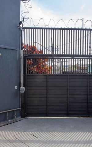 Casa à venda com 130m², 2 quartos e 2 vagasGaragem