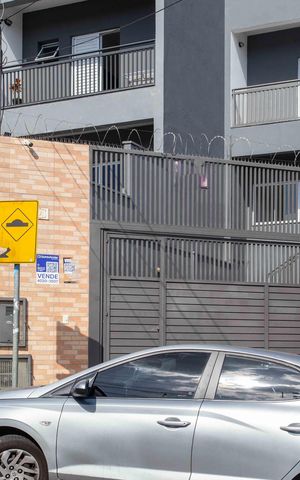 Casa à venda com 130m², 2 quartos e 2 vagasFachada