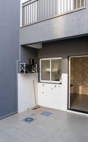 Casa à venda com 130m², 2 quartos e 2 vagasÁrea de Serviço