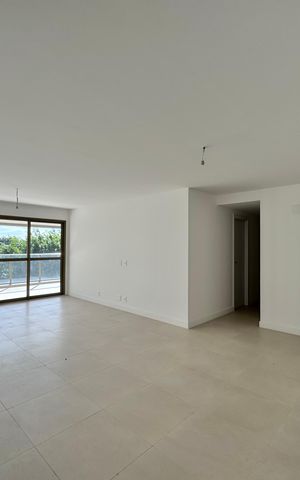 Apartamento à venda com 187m², 4 quartos e 3 vagas Apartamento à venda com 187m², 4 quartos e 3 vagasSala