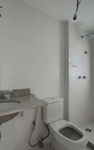 Apartamento à venda com 187m², 4 quartos e 3 vagas Apartamento à venda com 187m², 4 quartos e 3 vagasSuíte 1 - Banheiro