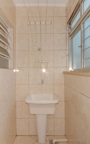 Apartamento para alugar com 60m², 2 quartos e sem vaga Apartamento para alugar com 60m², 2 quartos e sem vagaCozinha e Área de Serviço