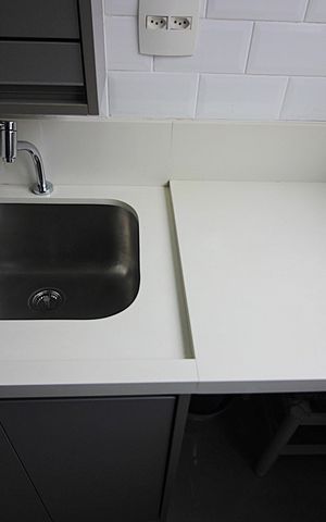 Apartamento para alugar com 56m², 2 quartos e 1 vagaÁrea de Serviço