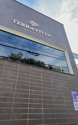 Apartamento à venda com 68m², 2 quartos e 2 vagasFachada + Placa