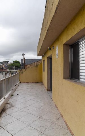 Casa para alugar com 250m², 3 quartos e 1 vaga Casa para alugar com 250m², 3 quartos e 1 vagaSacada