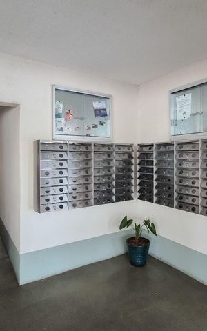 Apartamento à venda com 72m², 2 quartos e 1 vagaÁrea comum