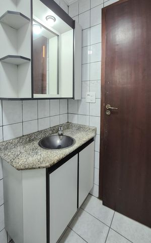 Apartamento à venda com 72m², 2 quartos e 1 vagaBanheiro Social