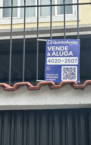 Casa para alugar com 100m², 3 quartos e 1 vagaFachada e plaquinha