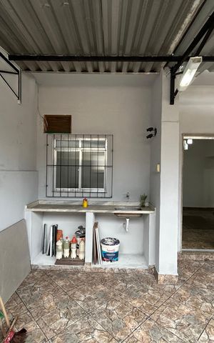 Casa para alugar com 100m², 3 quartos e 1 vagaÁrea Externa