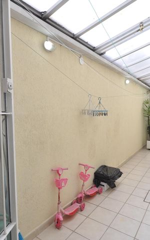 Casa à venda com 100m², 3 quartos e 2 vagasQuintal
