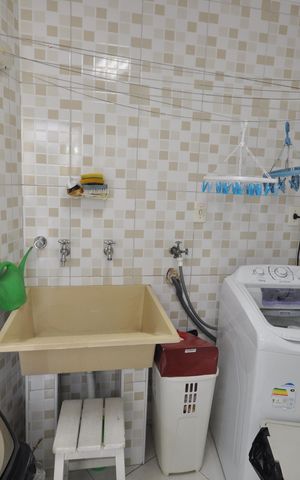 Casa à venda com 100m², 3 quartos e 2 vagasÁrea de Serviço