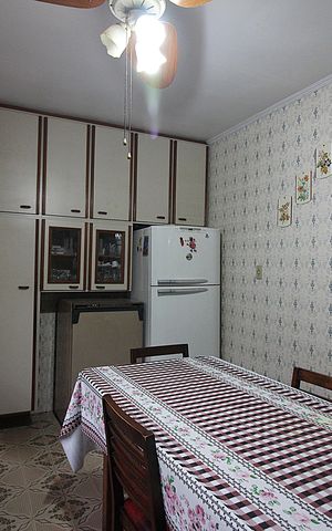 Casa à venda com 220m², 4 quartos e 2 vagasCozinha