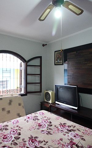 Casa à venda com 220m², 4 quartos e 2 vagasQuarto 2