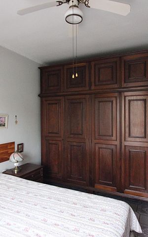 Casa à venda com 220m², 4 quartos e 2 vagasSuíte