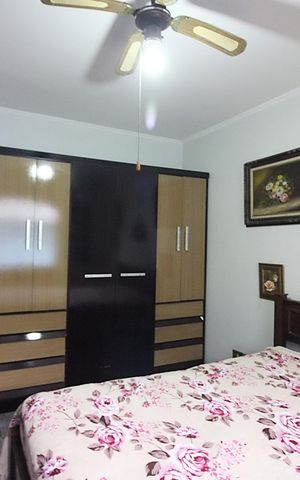 Casa à venda com 220m², 4 quartos e 2 vagasQuarto 2