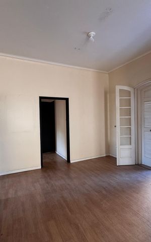 Casa à venda com 472m², 6 quartos e 15 vagas Casa à venda com 472m², 6 quartos e 15 vagasSala 2