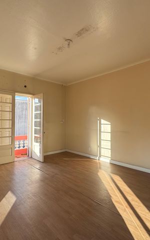 Casa à venda com 472m², 6 quartos e 15 vagas Casa à venda com 472m², 6 quartos e 15 vagasQuarto 3