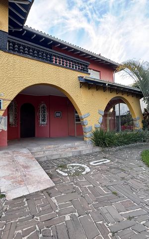 Casa à venda com 472m², 6 quartos e 15 vagas Casa à venda com 472m², 6 quartos e 15 vagasÁrea comum