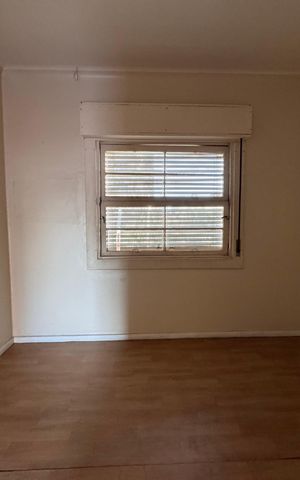 Casa à venda com 472m², 6 quartos e 15 vagas Casa à venda com 472m², 6 quartos e 15 vagasQuarto 1