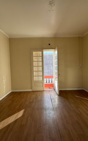Casa à venda com 472m², 6 quartos e 15 vagas Casa à venda com 472m², 6 quartos e 15 vagasQuarto 3