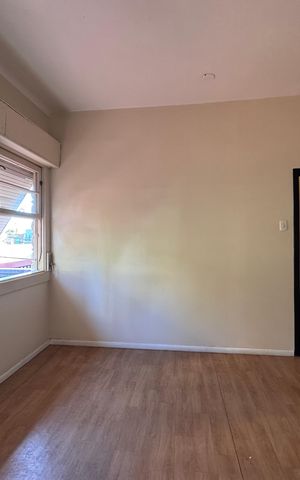 Casa à venda com 472m², 6 quartos e 15 vagas Casa à venda com 472m², 6 quartos e 15 vagasQuarto 4
