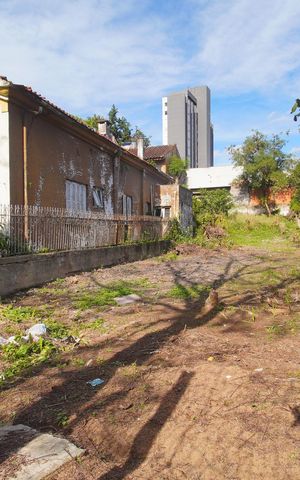 Casa à venda com 1470m², 2 quartos e 2 vagasQuintal