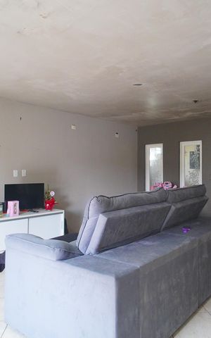 Casa à venda com 1470m², 2 quartos e 2 vagasSala