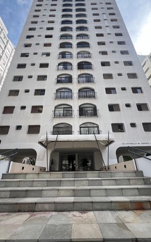 Apartamento à venda com 99m², 2 quartos e 1 vagaFachada