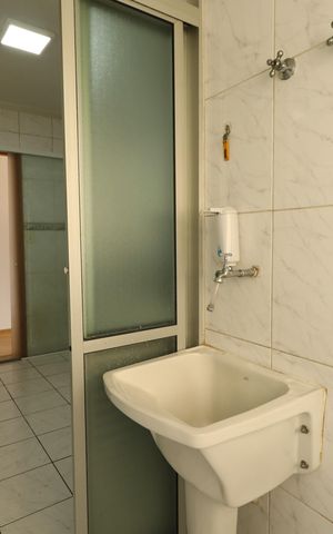 Apartamento à venda com 60m², 2 quartos e 1 vagaÁrea de Serviço