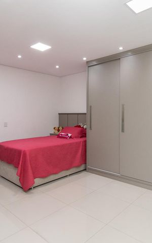 Casa à venda com 130m², 3 quartos e 4 vagasSuíte 3
