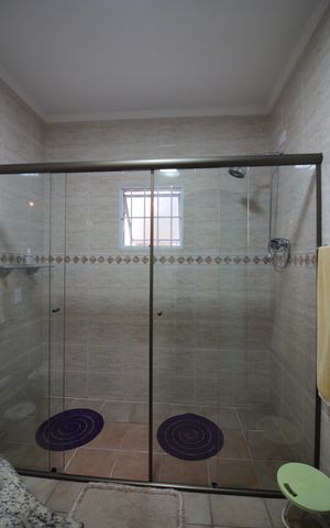 Casa à venda com 372m², 4 quartos e 1 vagaBanheiro Social 1