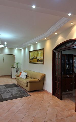 Casa à venda com 372m², 4 quartos e 1 vagaSala