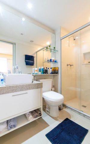 Apartamento à venda com 53m², 1 quarto e 1 vaga Apartamento à venda com 53m², 1 quarto e 1 vagaBanheiro da Suíte