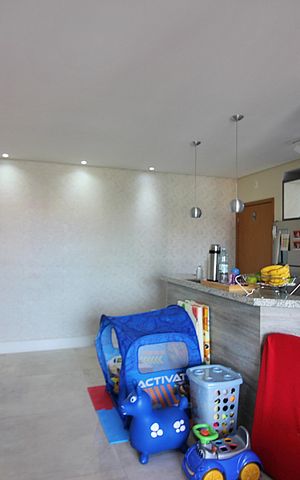 Apartamento à venda com 77m², 2 quartos e 2 vagasSala