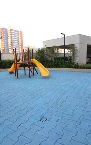 Apartamento à venda com 64m², 2 quartos e 2 vagasÁrea comum - Playground