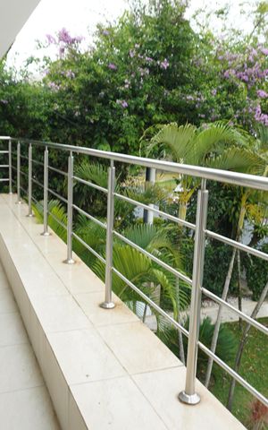 Casa de condomínio para alugar com 350m², 2 quartos e 5 vagasSacada