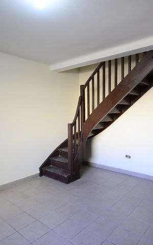 Casa para alugar com 205m², 4 quartos e 2 vagasSala