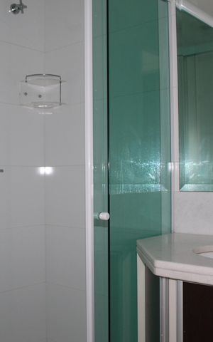 Apartamento à venda com 156m², 3 quartos e 4 vagasBanheiro da Suíte 1