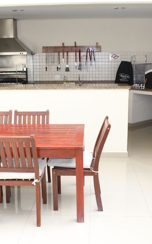 Apartamento à venda com 156m², 3 quartos e 4 vagasÁrea comum - Churrasqueira