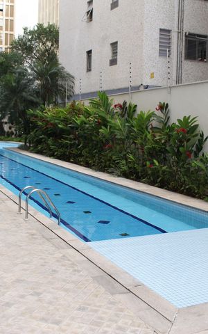 Apartamento à venda com 156m², 3 quartos e 4 vagasÁrea comum - Piscina