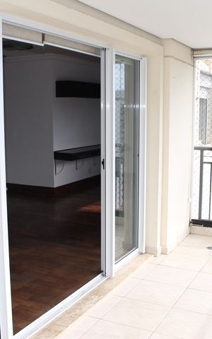 Apartamento à venda com 156m², 3 quartos e 4 vagasSacada