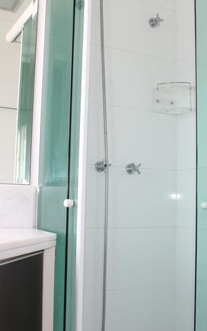 Apartamento à venda com 156m², 3 quartos e 4 vagasBanheiro da Suíte 2