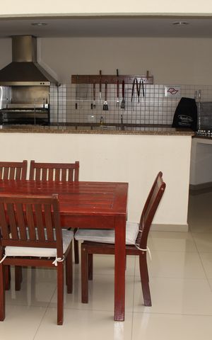 Apartamento à venda com 156m², 3 quartos e 4 vagasÁrea comum - Churrasqueira
