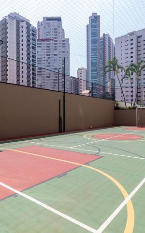 Apartamento para alugar com 150m², 3 quartos e 2 vagas Apartamento para alugar com 150m², 3 quartos e 2 vagasÁrea comum