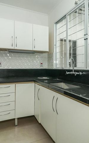 Casa à venda com 255m², 3 quartos e 4 vagasCozinha